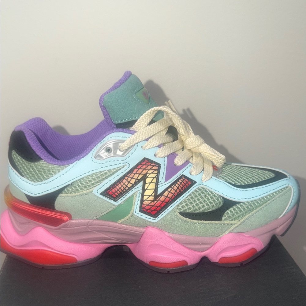 New Balance Pastel Colorblock Runner - Mint, Purple & Pink Accents